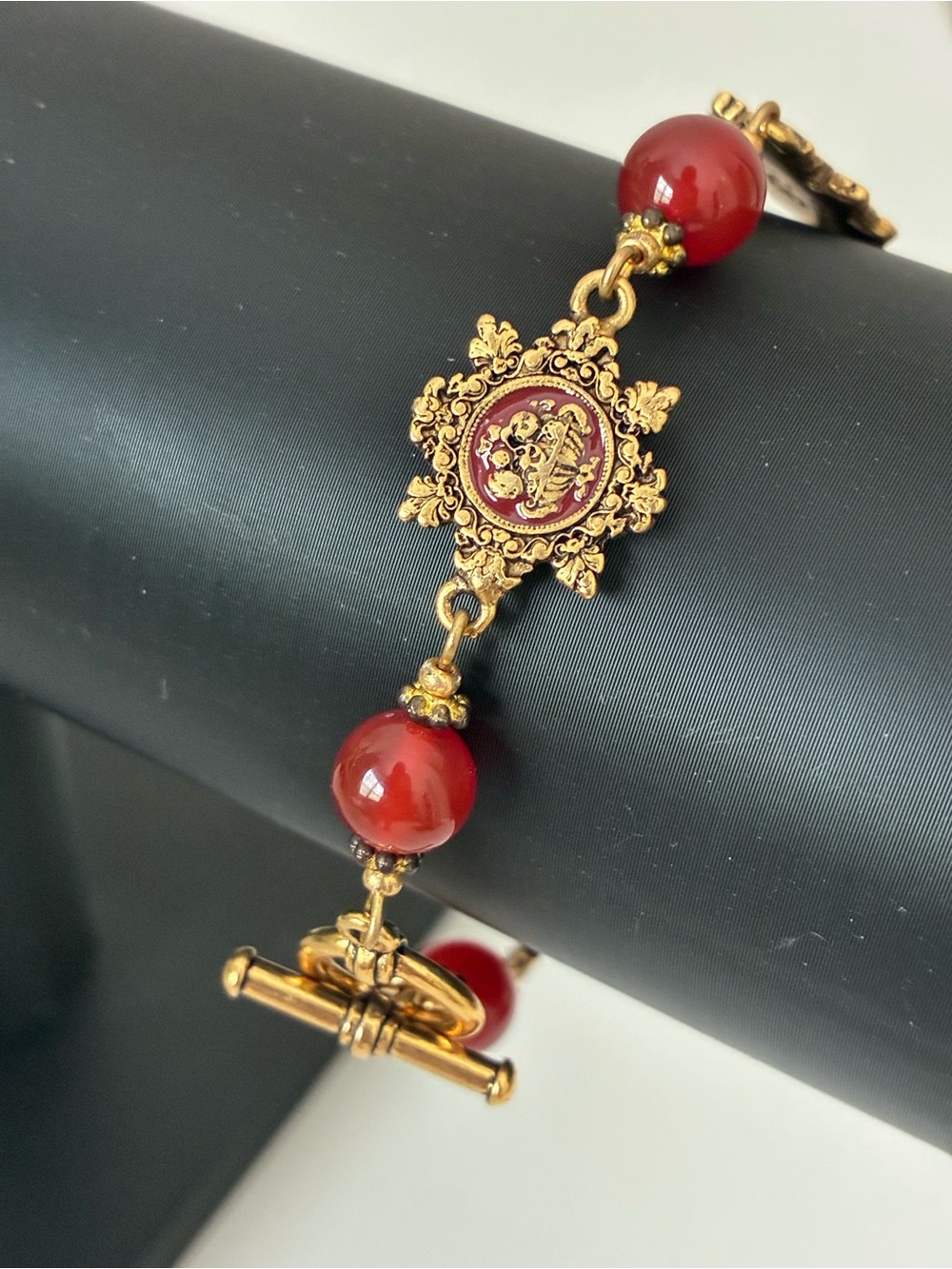 Katherine J. Kornblau KJK WHHA Carnelian Gold Flower Basket Charm Bracelet Vint